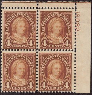 USA 1927 Mint Never Hinged Plateblock SC 636 Martha Washington (1731-1802), Former First Lady of the USA Yellow brown 4 Cent 1927