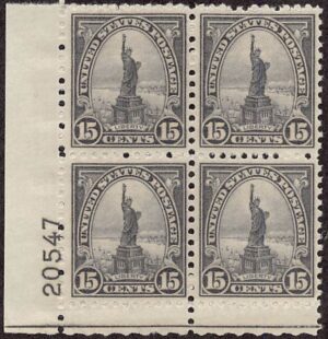 USA 1931 Mint Never Hinged Plateblock SC 696 Statue of Liberty (1875), Liberty Island, New York City Grey 15 Cent 1931
