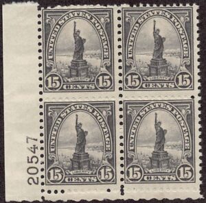 USA 1931 Mint Never Hinged Plateblock SC 696 Statue of Liberty (1875), Liberty Island, New York City Grey 15 Cent 1931