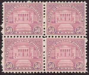 USA 1931 Mint Never Hinged Block SC 701 Arlington Memorial Amphitheater (1920), Virginia Lilac 50 Cent 1931