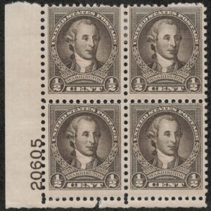 USA 1932 Mint Lightly Hinged Plateblock SC704 George Washington Olive brown 0.5 Cent 1932