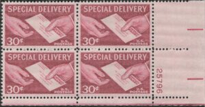 USA 1957 Mint Never Hinged Plateblock SCE21 Letters hand delivered Lilac red 30 Cent 1957