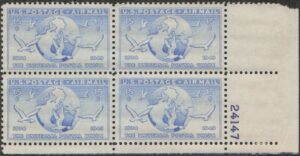 Mint Never Hinged Plateblock USA 1949 SCC43 Globe and Doves Carrying Messages Ultramarine 15 Cent 1949