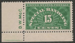 Mint Hinged Stamp USA 1940 SCQE2 Special Handling 15 Cents Green 1940